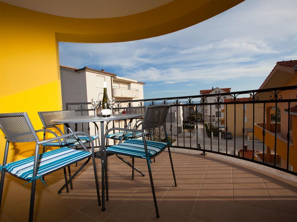 Apartments Roses Stobreč Habitación foto